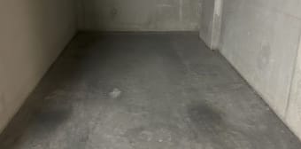 Image 2 - Parking/box · Marseille (13008) · 13m²