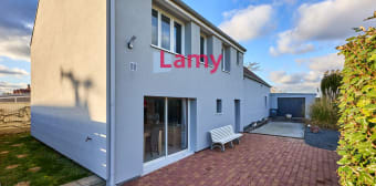 Image 1 - Maison/villa · Escoville (14850) · 8 pièces · 172m²