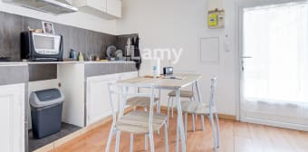 Image 2 - Immeuble · Marseille (13014) · 201m²