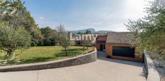 Image 3 - Maison/villa · St Marc Jaumegarde (13100) · 6 pièces · 313m²