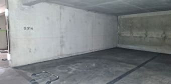 Image 2 - Parking/box · Marseille 05 (13005) · 1 pièce · 25m²