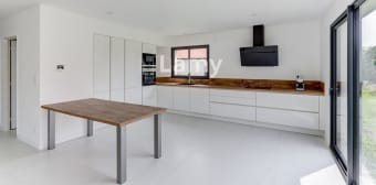 Image 1 - Maison/villa · St Beauzire (63360) · 6 pièces · 141m²