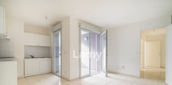 Image 2 - Appartement · Marseille 02 (13002) · 3 pièces · 60m²