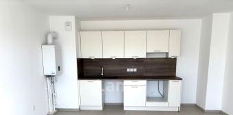 Image 3 - Appartement · St Etienne Du Gres (13103) · 3 pièces · 58m²