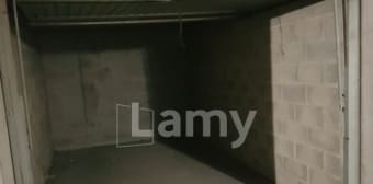 Image 3 - Parking/box · Lyon (69007) · 10m²