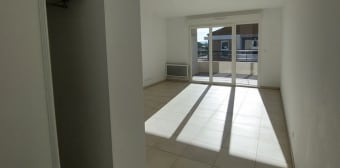 Image 2 - Appartement · Le Luc (83340) · 3 pièces · 59m²