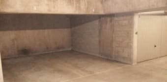 Image 2 - Parking/box · Paris (75011) · 8m²