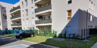 Image 3 - Parking/box · Reims (51100) · 10m²