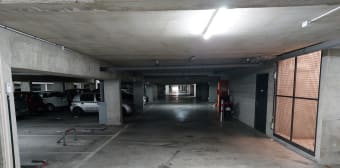 Image 3 - Parking/box · Marseille (13010)