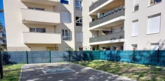 Image 3 - Parking/box · Reims (51100) · 10m²