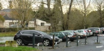 Image 2 - Parking/box · Montargis (45200) · 11m²