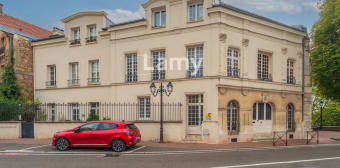 Image 1 - Local · St Cloud (92210) · 2 pièces · 39m²