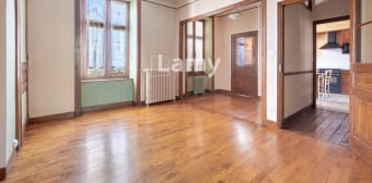 Image 1 - Maison/villa · Limoges (87100) · 11 pièces · 223m²