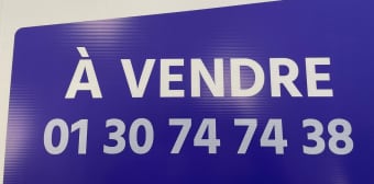Image 1 - Parking/box · Poissy (78300) · 1 pièce · 13m²