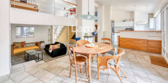 Image 1 - Maison/villa · Bordeaux (33000) · 5 pièces · 147m²