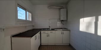 Image 2 - Appartement · St Nazaire (30200) · 3 pièces · 60m²
