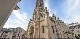 Image 1 - Local · St Cloud (92210) · 2 pièces · 51m²