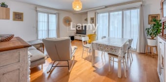 Image 2 - Appartement · Bordeaux (33300) · 4 pièces · 93m²