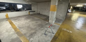 Image 2 - Parking/box · Marseille (13005)