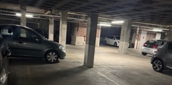Image 2 - Parking/box · Paris (75015) · 13m²