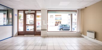 Image 1 - Bureaux · Moutiers Tarentaise (73600) · 4 pièces · 82m²