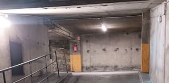 Image 2 - Parking/box · Paris (75011) · 11m²