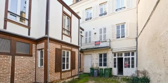 Image 1 - Local · Orleans (45000) · 9 pièces · 132m²