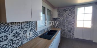 Image 3 - Maison/villa · Charbonnier Les Mines (63340) · 4 pièces · 90m²