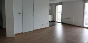 Image 2 - Appartement · Reims (51100) · 2 pièces · 67m²