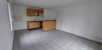 Image 3 - Appartement · St Yzan De Soudiac (33920) · 3 pièces · 55m²