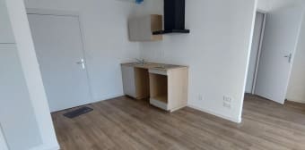 Image 2 - Appartement · Chemille En Anjou (49120) · 1 pièce · 24m²