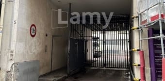 Image 1 - Parking/box · Paris (75018) · 1m²