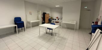 Image 2 - Bureaux · Poissy (78300) · 54m²