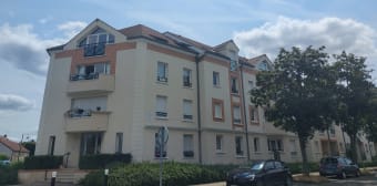 Image 1 - Appartement · Voisins Le Bretonneux (78960) · 1 pièce · 31m²