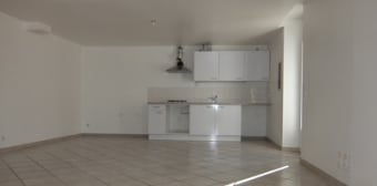 Image 2 - Maison/villa · Bouc Bel Air (13320) · 4 pièces · 97m²