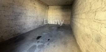 Image 2 - Parking/box · Villefranche Sur Saone (69400) · 15m²