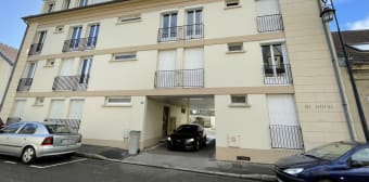 Image 1 - Parking/box · Compiegne (60200)