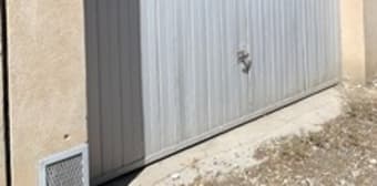 Image 2 - Parking/box · Salon De Provence (13300) · 8m²