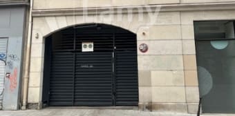 Image 1 - Parking/box · Paris (75010) · 9m²