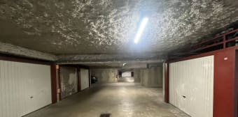 Image 3 - Parking/box · Reims (51100) · 10m²