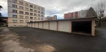 Image 2 - Parking/box · Villefranche Sur Saone (69400)