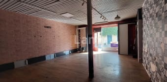 Image 2 - Local · Ales (30100) · 52m²