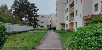 Image 2 - Parking/box · Vesoul (70000) · 30m²