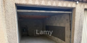 Image 2 - Parking/box · Salon De Provence (13300) · 13m²