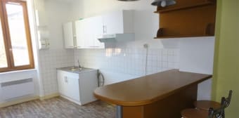 Image 2 - Immeuble · L Arbresle (69210) · 150m²