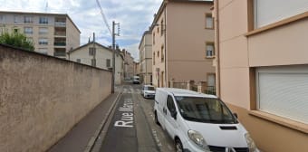 Image 3 - Parking/box · Oullins Pierre Benite (69600) · 10m²