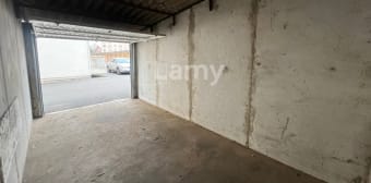 Image 1 - Parking/box · Dijon (21000) · 1 pièce