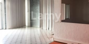 Image 3 - Local · Salon De Provence (13300) · 80m²