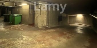 Image 1 - Parking/box · Paris (75018) · 5m²
