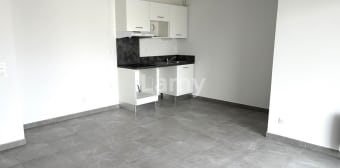 Image 2 - Appartement · Arles (13200) · 2 pièces · 42m²